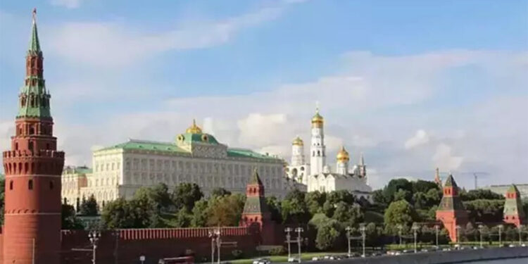 Putin, Trump ile temasa açık