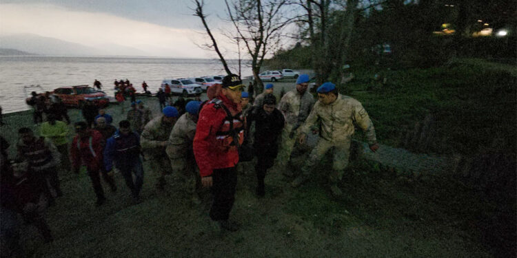 Sapanca Gölü'nde kaybolan Kaan Ege'nin cansız bedeni bulundu