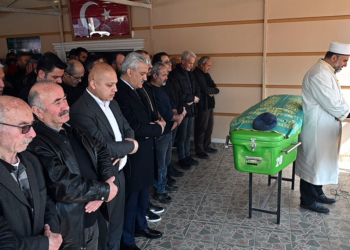 Karbonmonoksitten zehirlenen baba ve kızı toprağa verildi