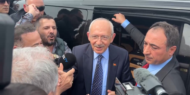 Kemal Kılıçdaroğlu, Ekrem İmamoğlu'nu ziyaret için cezaevine geldi