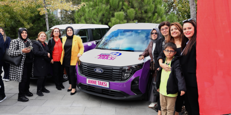 Küçükçekmece'de fırsat eşitliğine yönelik projeler