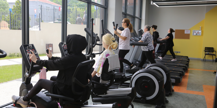 Küçükçekmece'de özel gereksinimli bireylere destek