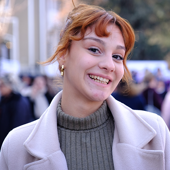 Lösemiyi yendi, kendisiyle aynı kaderi paylaşanlara destek oluyor