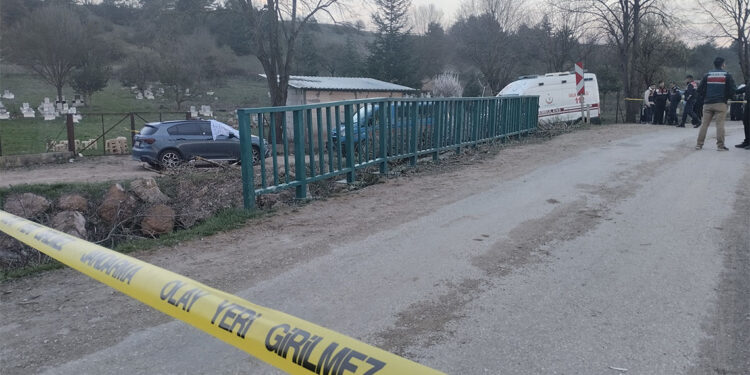 Mezarlık çıkışı amcasının silahlı saldırısında öldü