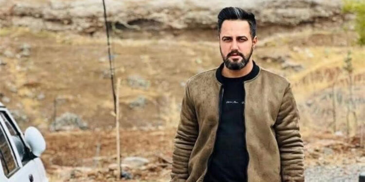 Yolcu minibüsüyle çarpışan motosiklet sürücüsü yaşam mücadelesini kaybetti