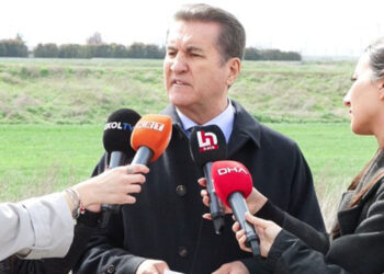 Mustafa Sarıgül Ekrem İmamoğlu'nu ziyaret etti