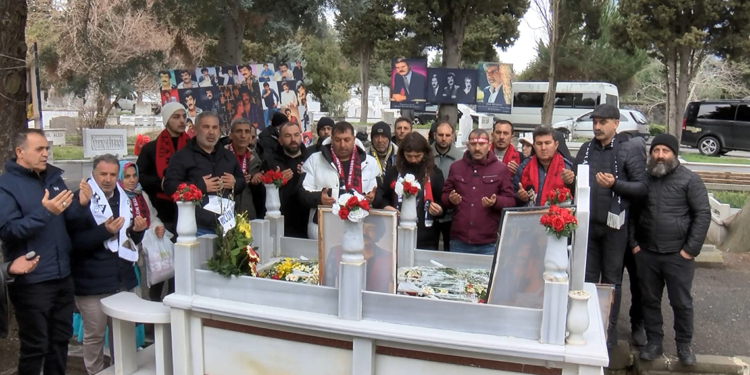 Müslüm Gürses ölümünün 12'nci yıldönümünde anıldı