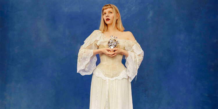 Norveçli sanatçı Aurora İstanbul'a geliyor