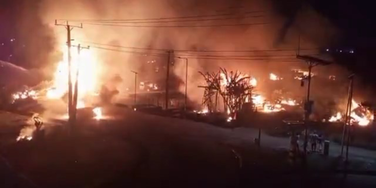 Nijerya'da tanker patladı: 4 ölü, 14 yaralı