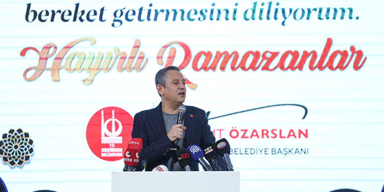 CHP'den kriz bekleyenler çok bekleyecek