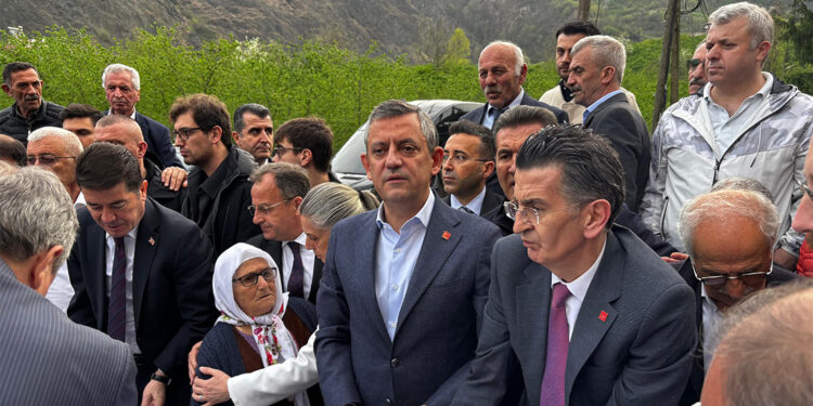 Ekrem İmamoğlu'nun serbest bırakılması için imza kampanyası başlatıldı