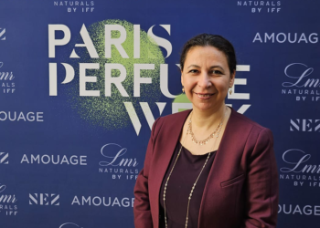 Osmanlı'daki 'buhur suyu' Paris'te tanıtıldı