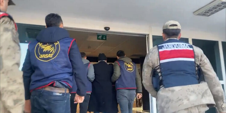 16 yıldır aranıyordu! Şanlıurfa'da yakalandı