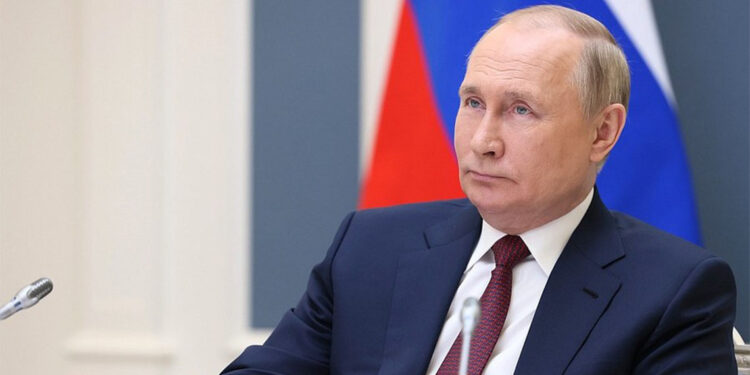 Putin, Lukaşenko ve Rahmon, Aliyev ile telefonda görüştü