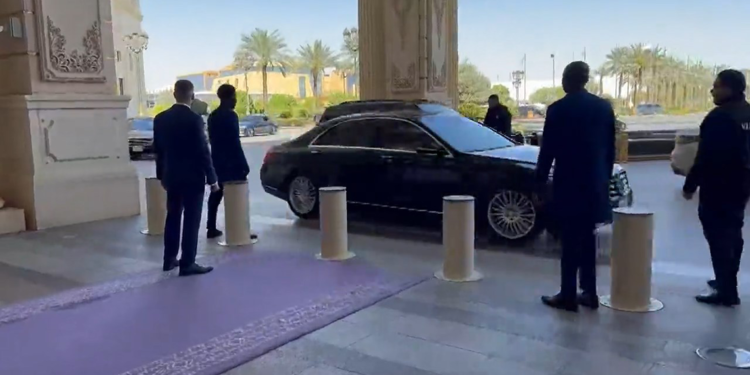 Rus heyeti, Suudi Arabistan'da