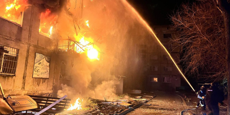 Rusya Dobropillya'yı vurdu: 11 ölü