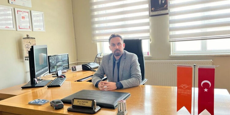 Şiddetin son kurbanı yine bir eğitimci