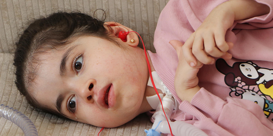 SMA'lı 7 yaşındaki Esranur’un 2 kilodan fazla almaması gerekiyor