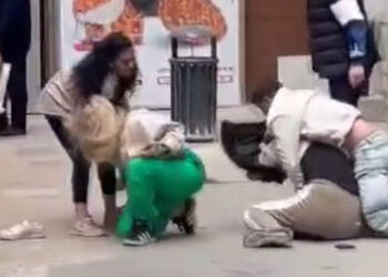 Karabük'te aralarında husumet bulunan iki grup birbirine saldırdı
