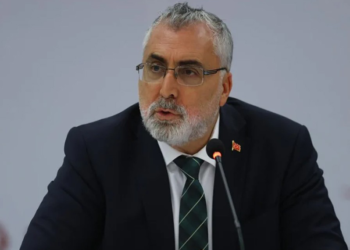 Sağlık hizmetlerinden usulsüz yararlananlara 988 milyon TL ceza