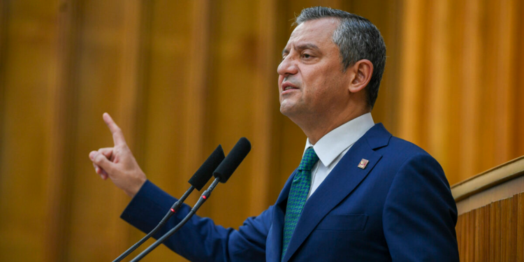 Sandığa inanırız, sandığa güveniriz