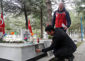 Şehit kabirlerinde karekod uygulaması