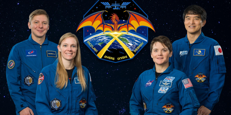 SpaceX, 4 astronotu Uluslararası Uzay İstasyonu'na gönderdi