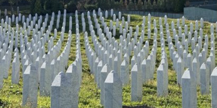 Srebrenitsa Anıt Merkezi güvenlik endişesi nedeniyle ziyarete kapatıldı