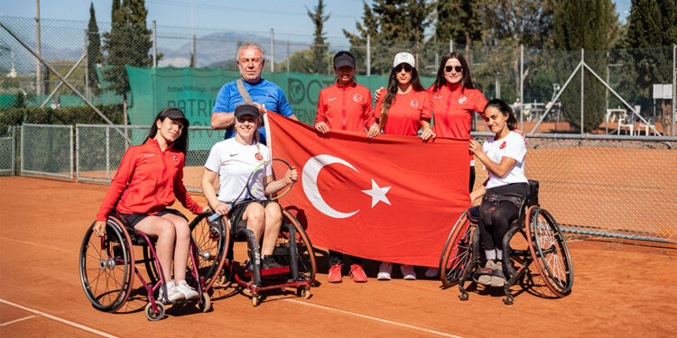 Tekerlekli Sandalye A Milli Kadın Tenis Takımı Avrupa elemelerinde finalde