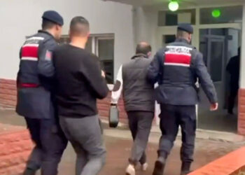 Horoz dövüştürdükleri belirlenen 28 kişiye 258 bin lira ceza