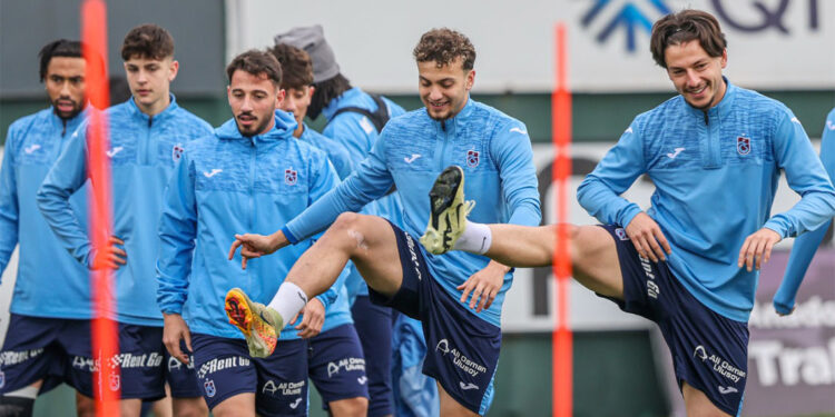 Trabzonspor Türkiye Kupası için mesaiye başladı
