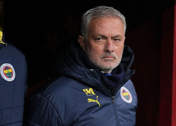 Tahkim Kurulu, Jose Mourinho'nun 4 maçlık cezası 2 maça indirdi