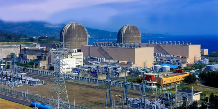 Tayvan'da nükleer santralde yangın