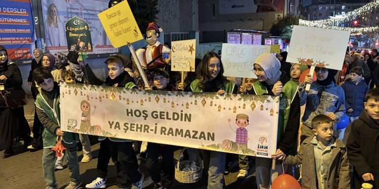 Tekirdağ’da ‘hoş geldin ramazan’ yürüyüşü