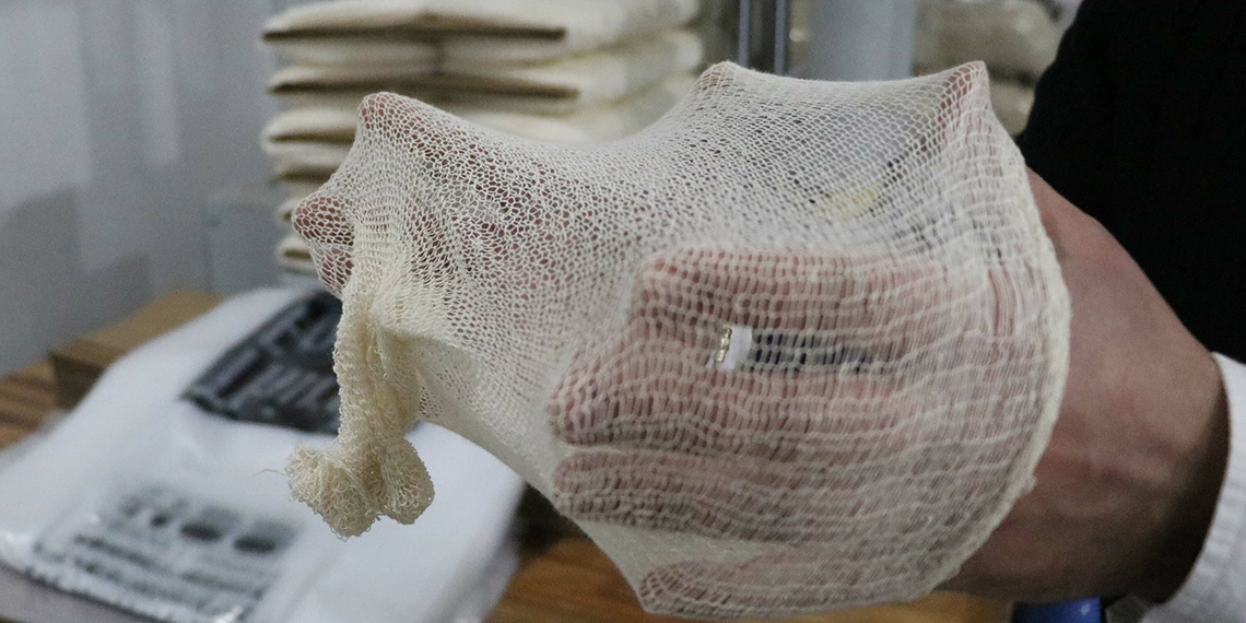 Türkiye'nin ithal ettiği midye filesini üretti; İspanya'ya satıyor