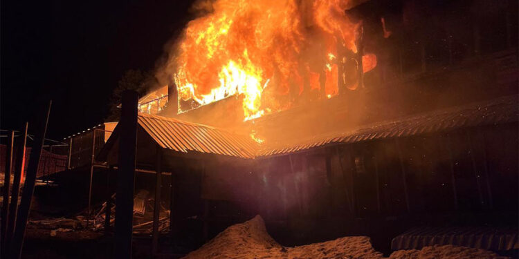 Uludağ'da otel yangını 
