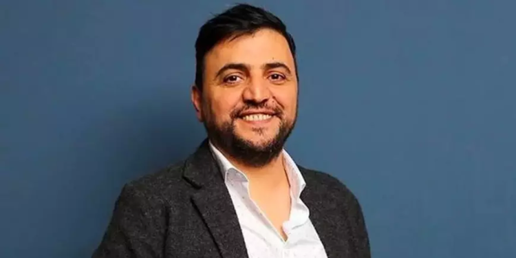 Ünlü oyuncu Şinasi Yurtsever hayatını kaybetti