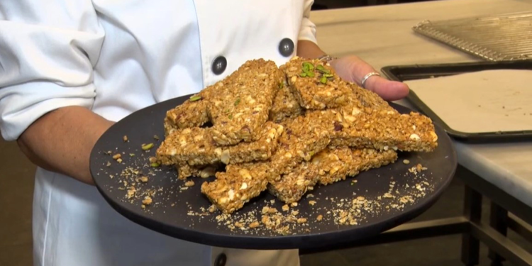 Uzman diyetisyenden bayramda sağlıklı tatlı önerisi