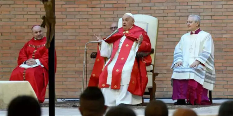 Vatikan Papa'nın durumuna ilişkin yeni açıklama yaptı