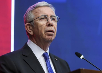 Van Barosu’ndan Mansur Yavaş'a suç duyurusu