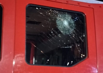 Yalova'da itfaiye ekipleri saldırıya uğradı