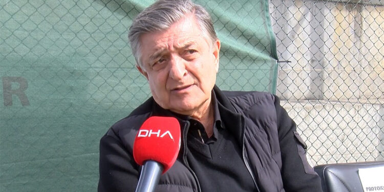 Türk futbolu iki takım arasındaki kavgayı izliyor