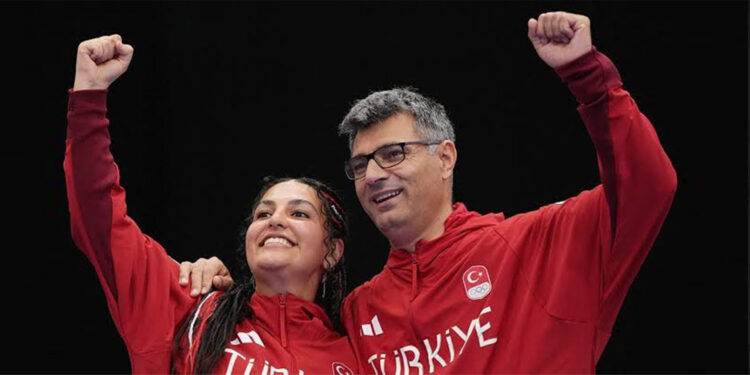 Yusuf Dikeç ile Şevval İlayda Tarhan ikilisinden altın madalya