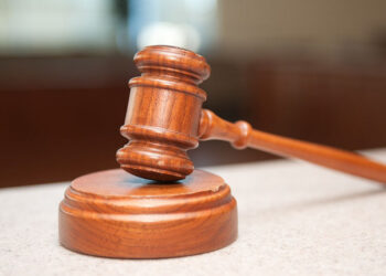 Haksız olmanın keyfini yaşadığımız bir hayatın içindeyiz