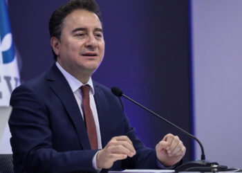 Ali Babacan'dan Ekrem İmamoğlu'nun tutuklanmasına tepki