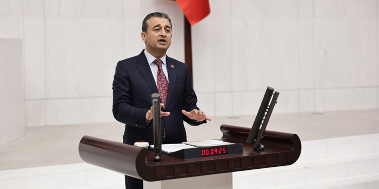 Birçok internet sitesi kapanma tehdidi altında