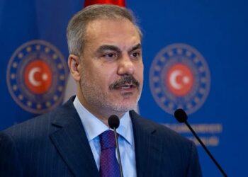 Hakan Fidan Birleşik Krallık Dışişleri Bakanı ile görüştü