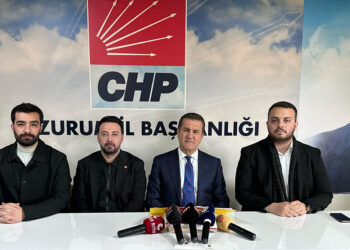 Hak hukuk adalet siyasete kurban edilmiştir