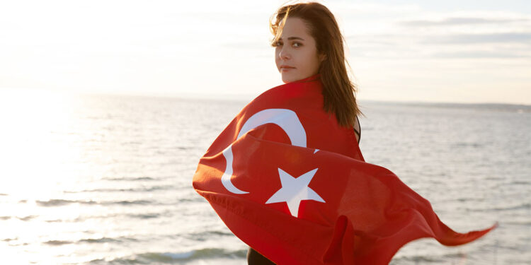 Türk gençliği: İleri hayallerin ve büyük potansiyelin taşıyıcısı