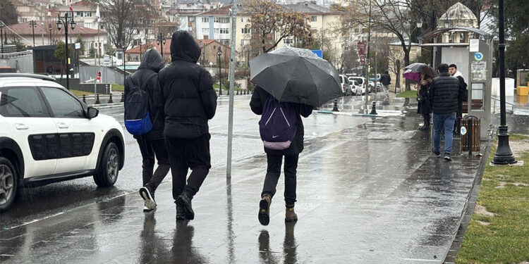 Meteoroloji'den sağanak yağış uyarısı; Bu akşam başlaması bekleniyor